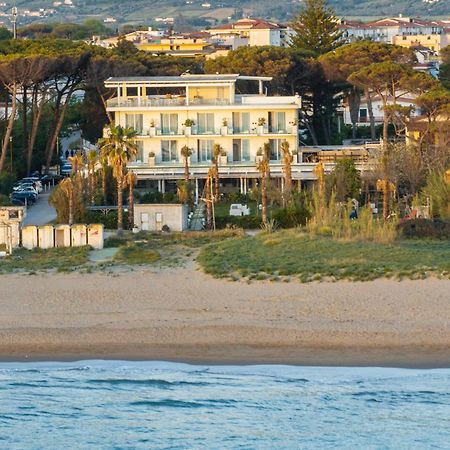Hotel Artemide Mare 파이스툼 외부 사진