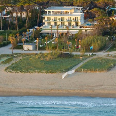 Hotel Artemide Mare 파이스툼 외부 사진