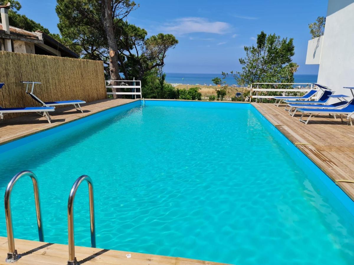 Hotel Artemide Mare 파이스툼 외부 사진