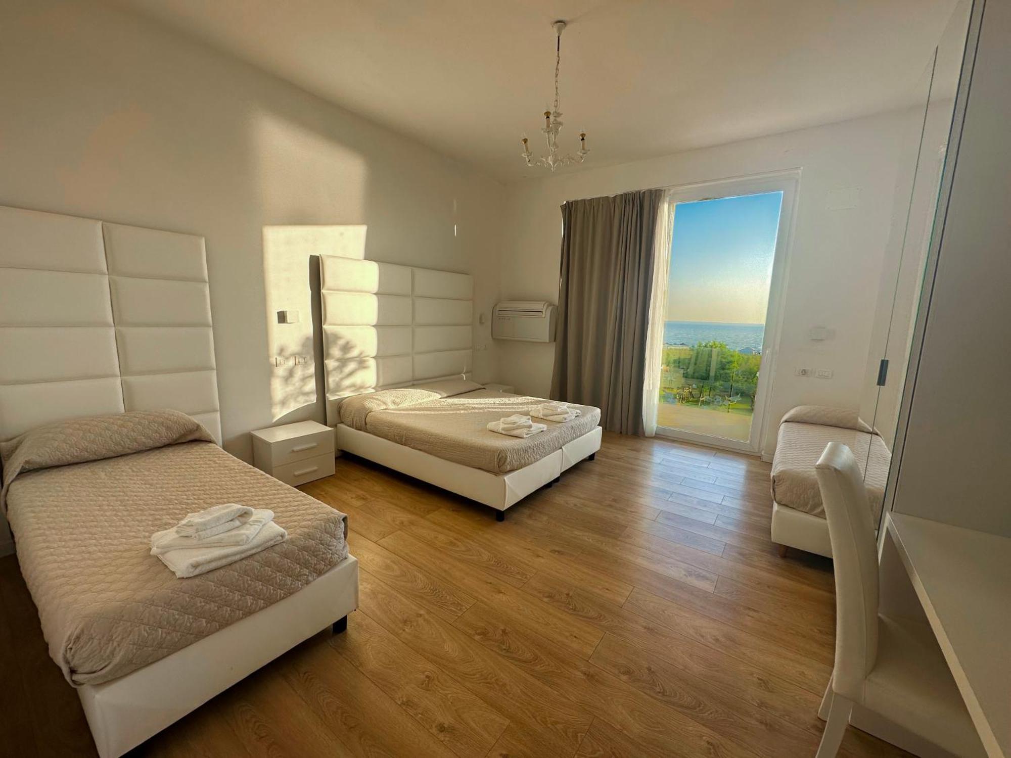 Hotel Artemide Mare 파이스툼 외부 사진