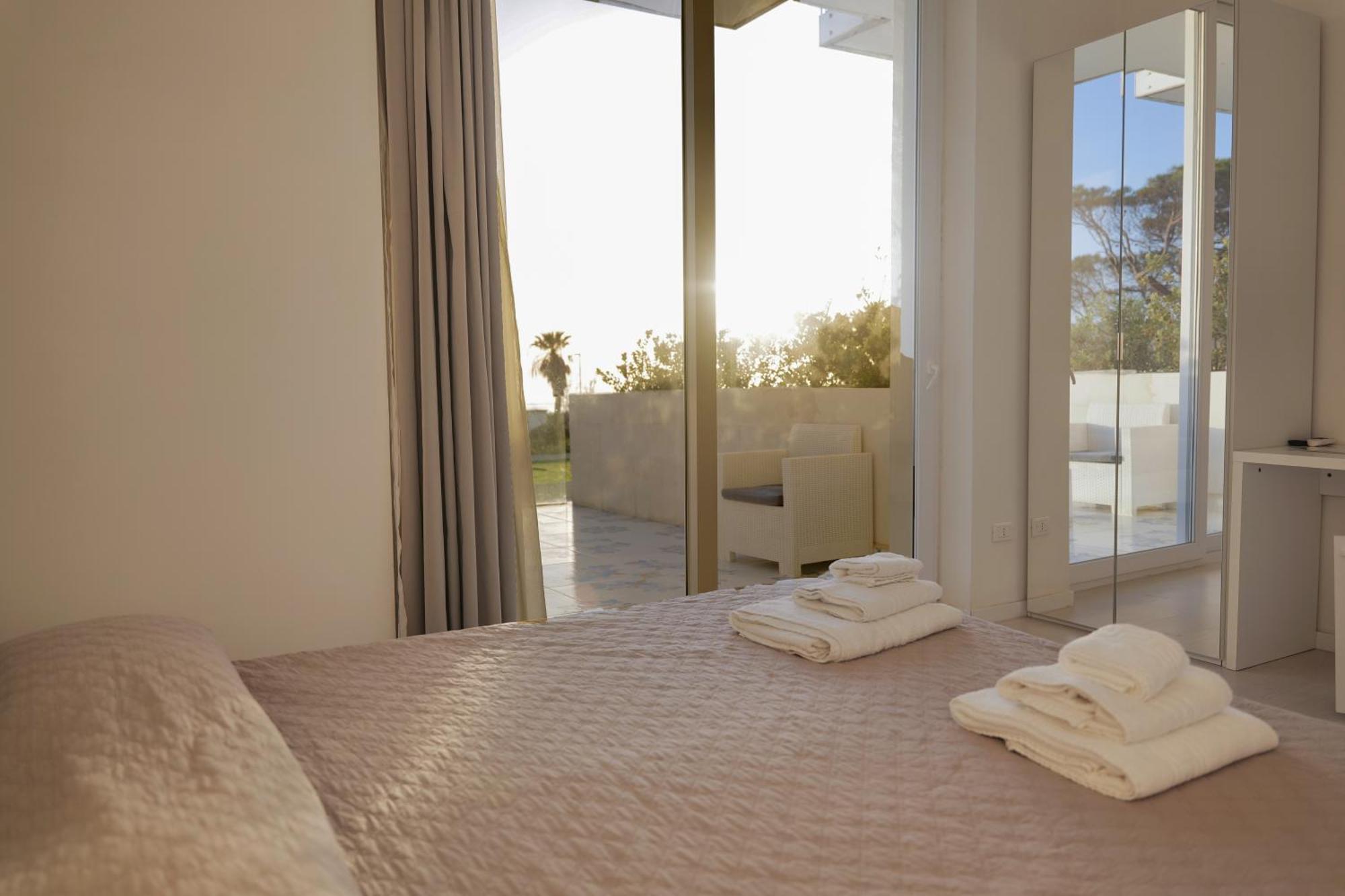 Hotel Artemide Mare 파이스툼 외부 사진