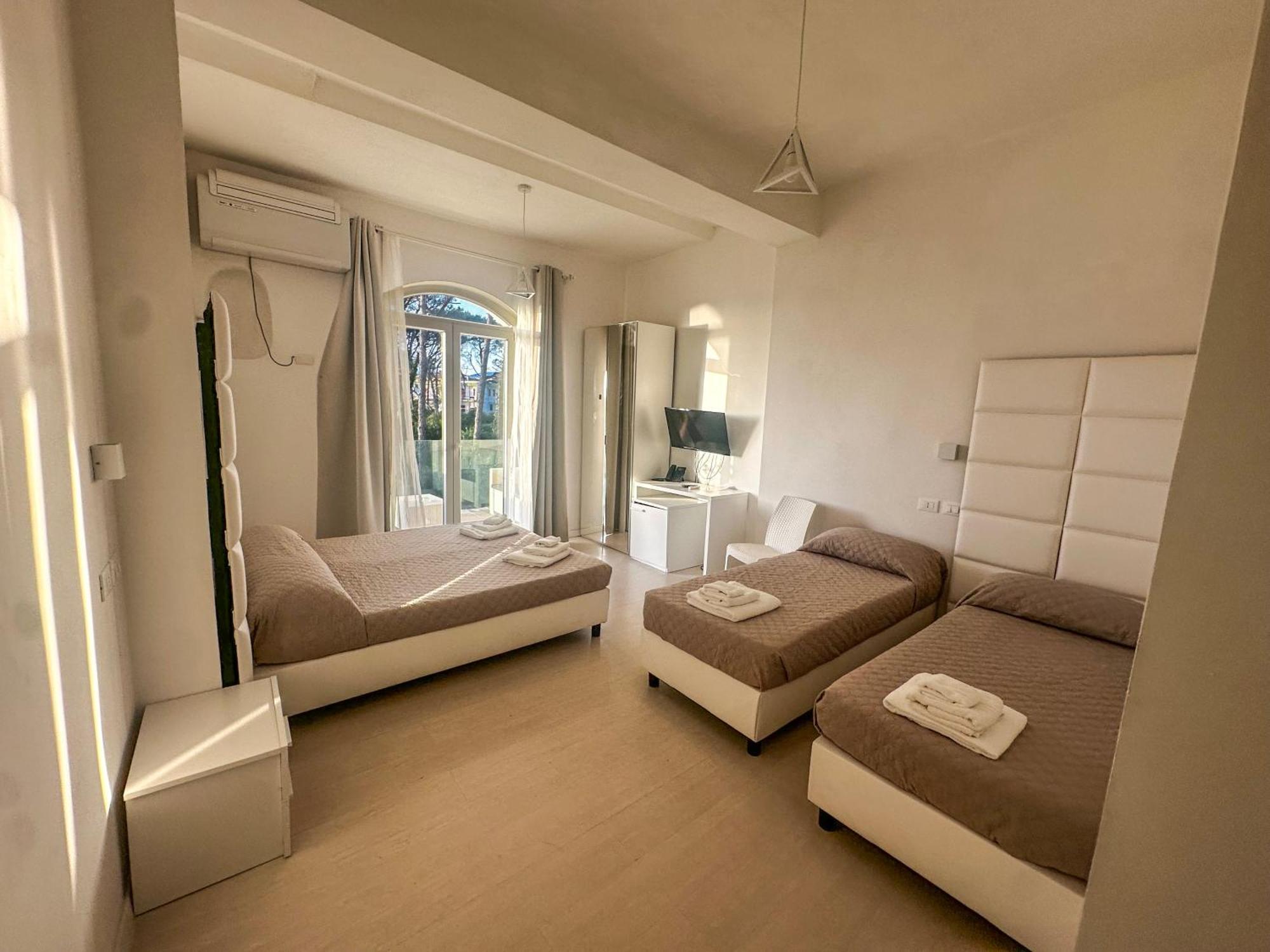 Hotel Artemide Mare 파이스툼 외부 사진