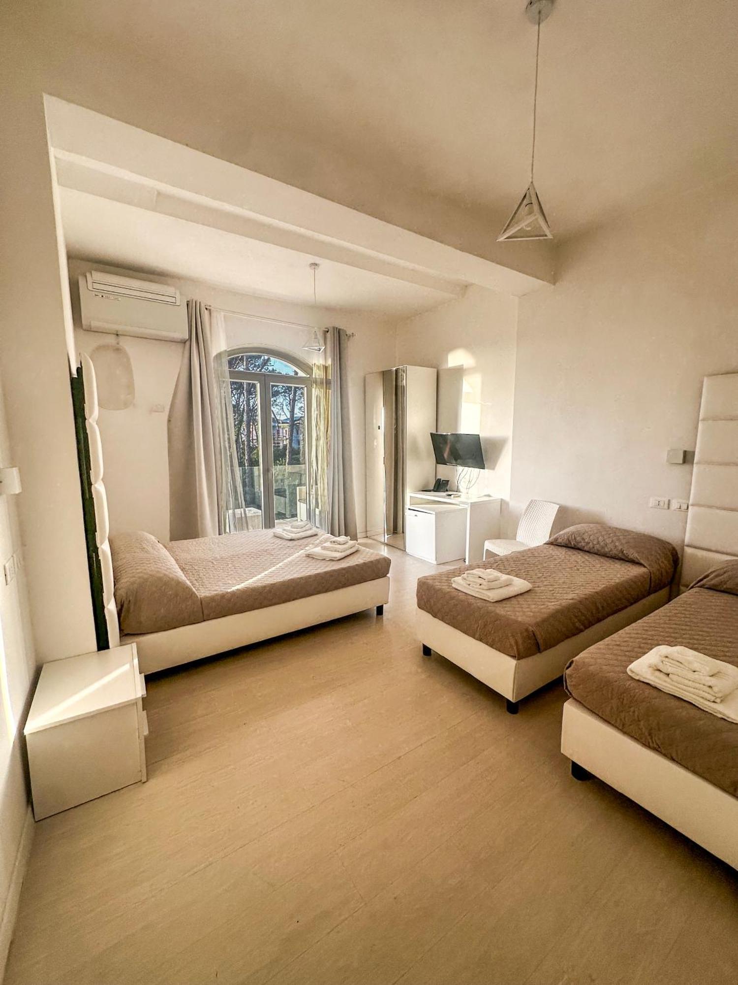 Hotel Artemide Mare 파이스툼 외부 사진