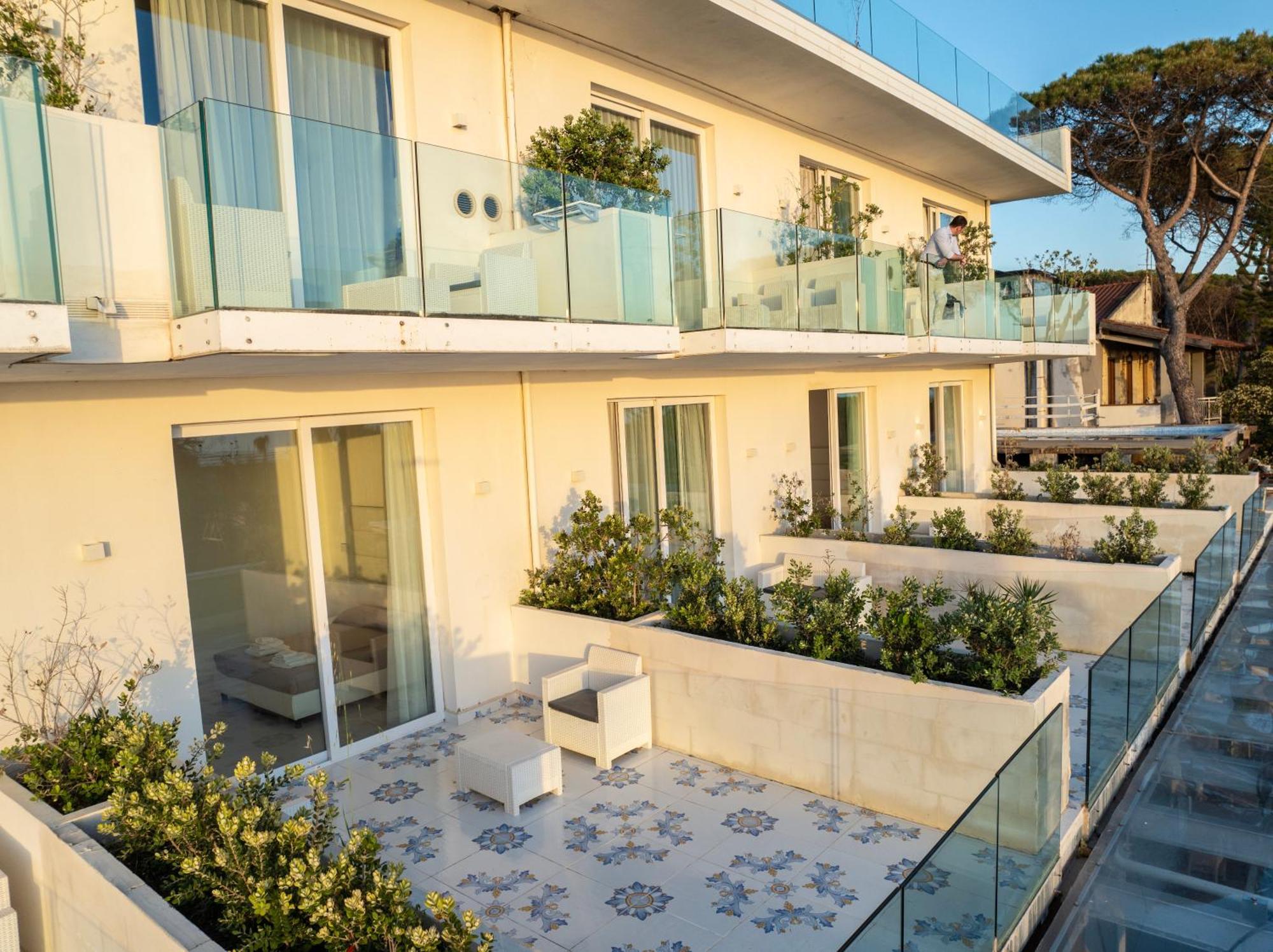 Hotel Artemide Mare 파이스툼 외부 사진